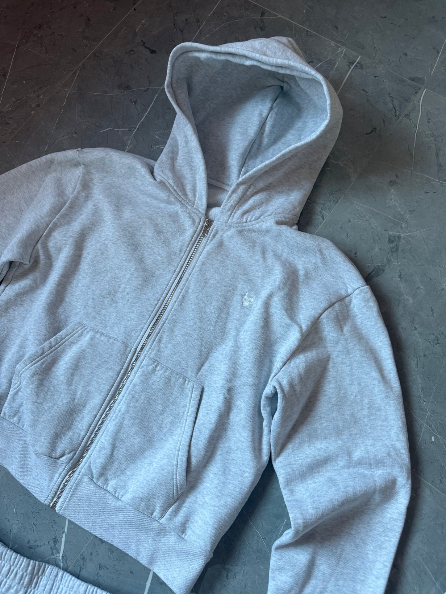 AKM GREY ZIP UP